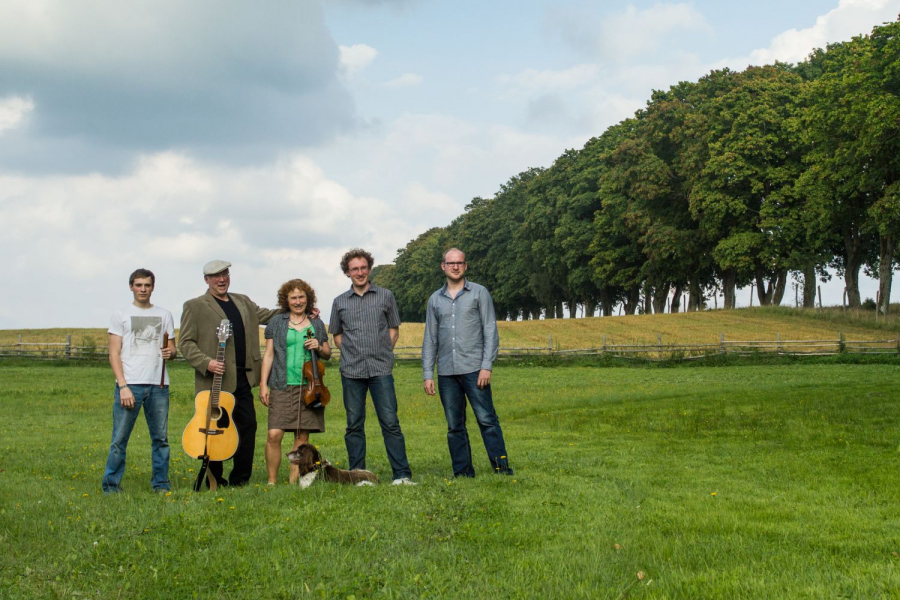 fiddle-folk-family-promofoto-03